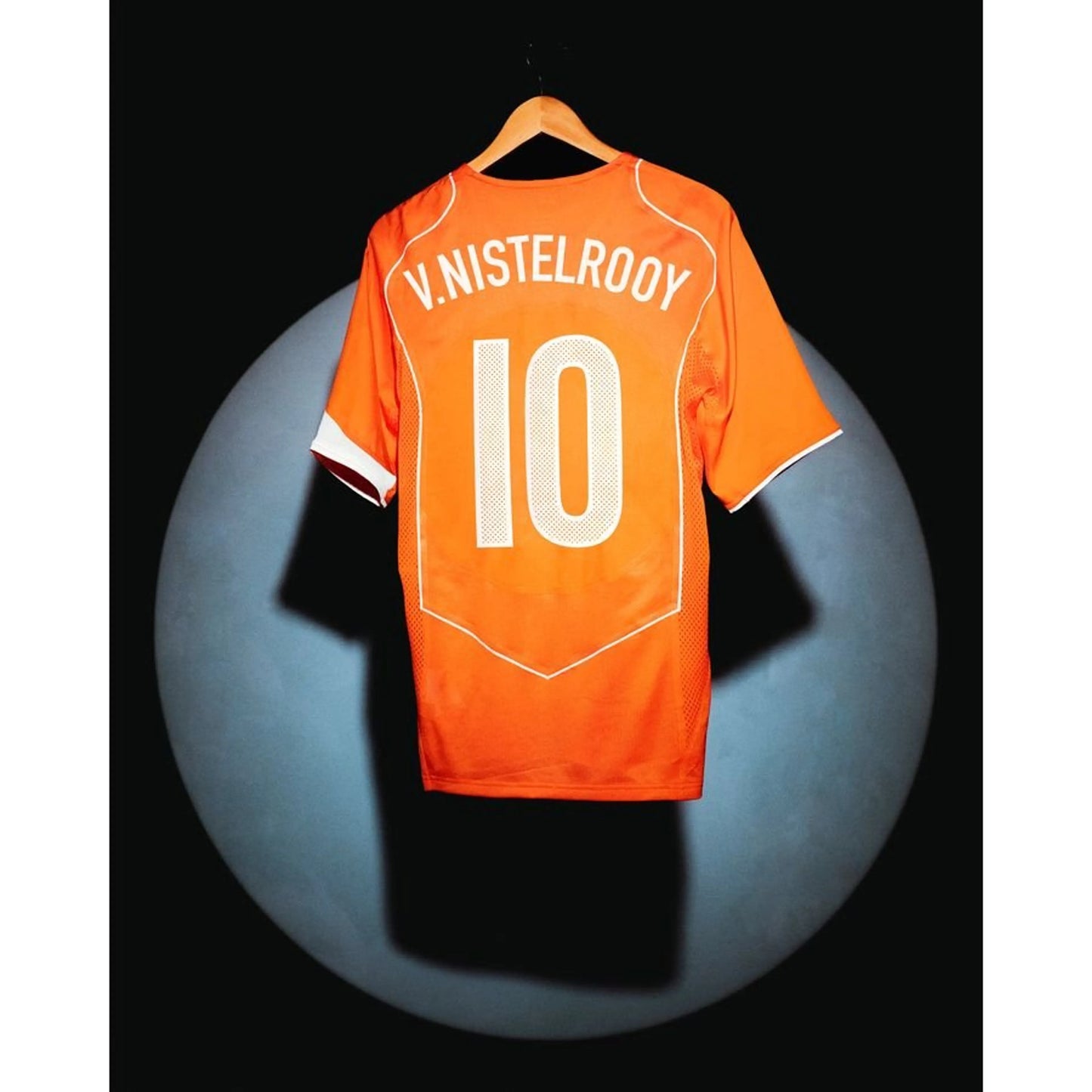 HOLLAND HOME SHIRT EURO 2004 V. NISTELROOY 10 REISSUE